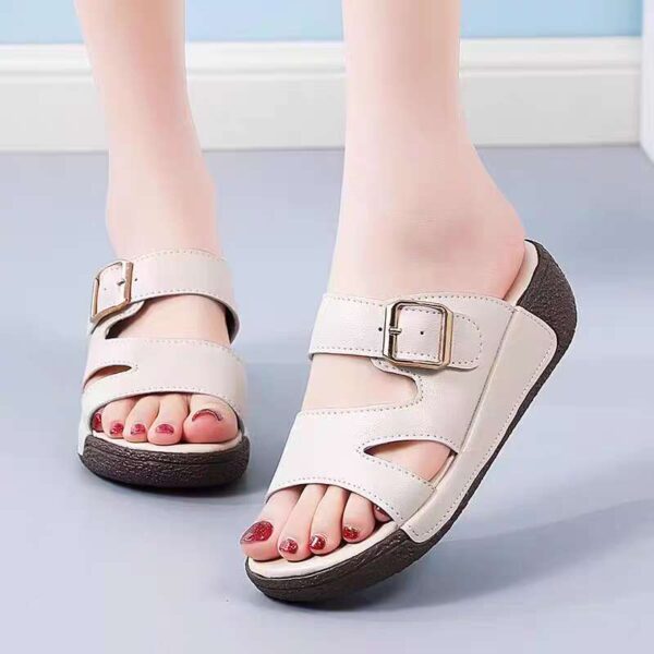 New Style Women's Sandals Casual Versatile Wear-Resistant Non-Slip No Smelly Feet Mother Shoes Women